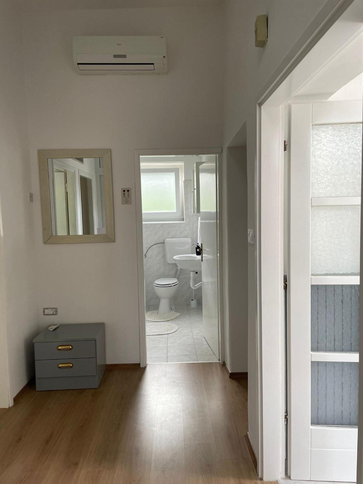 Holiday House Fila Turanj Εξωτερικό φωτογραφία